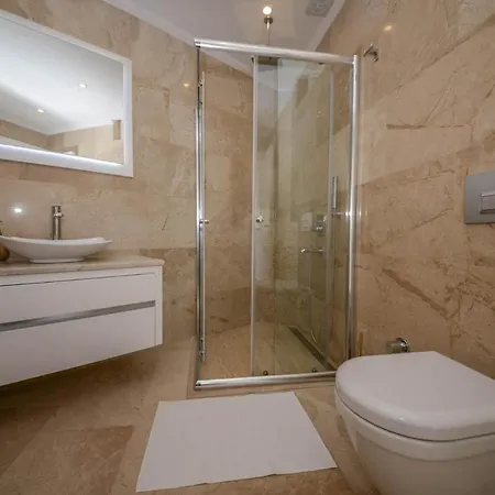 빌라 Sleeps 12 With Pool And Air Con