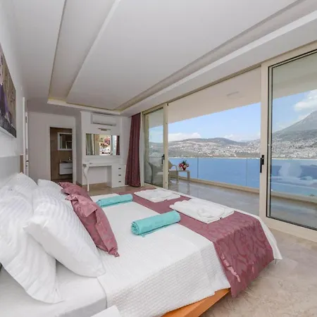 빌라 Sleeps 12 With Pool And Air Con *