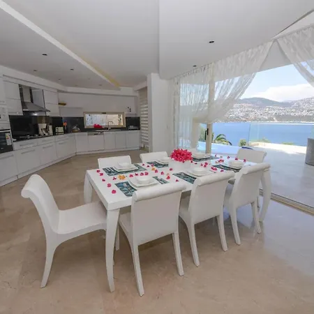 Sleeps 12 With Pool And Air Con Βίλα *